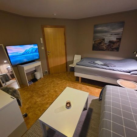 Rom Sentralt I Sogndal Hostel Ngoại thất bức ảnh