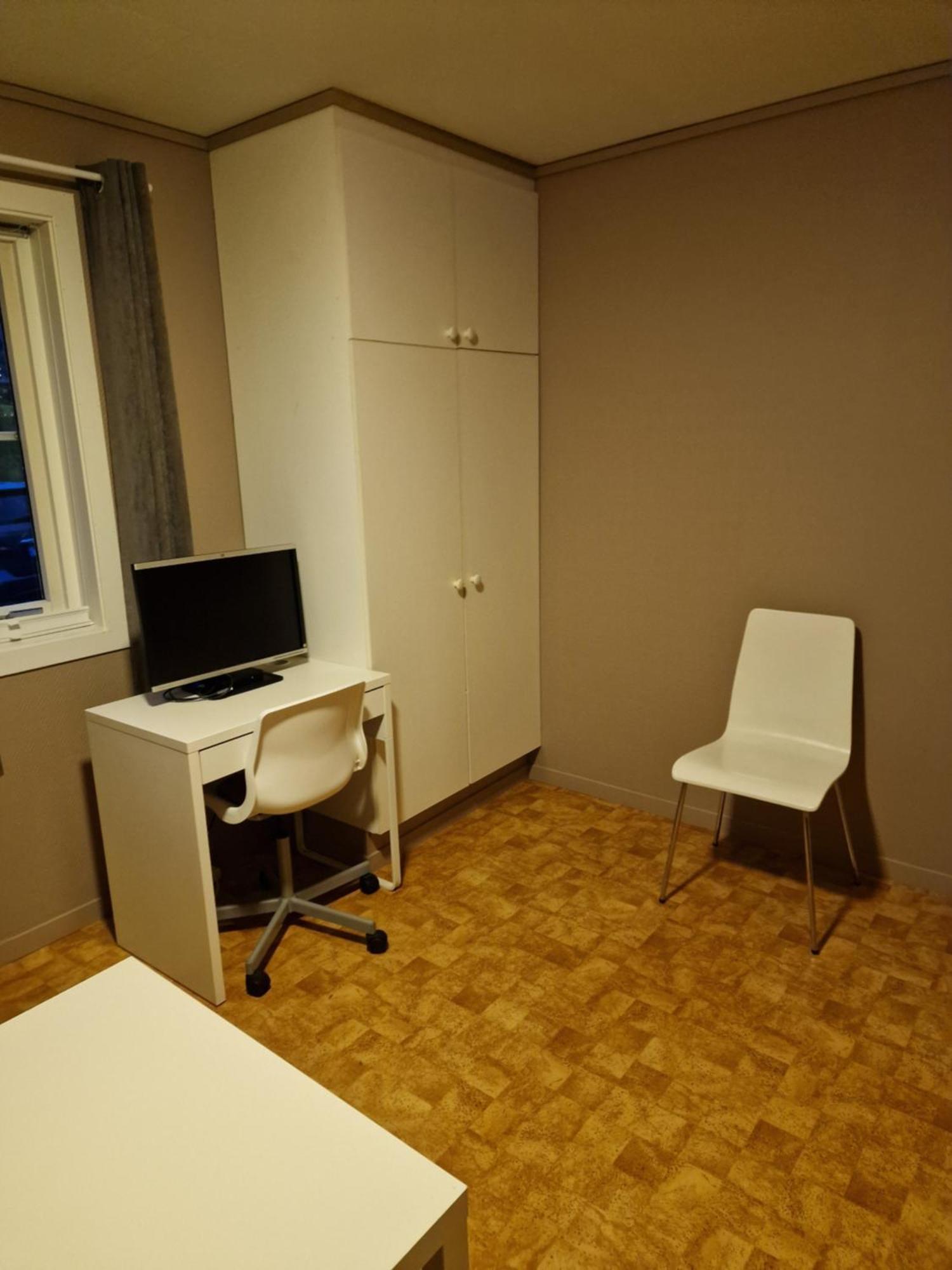Rom Sentralt I Sogndal Hostel Ngoại thất bức ảnh