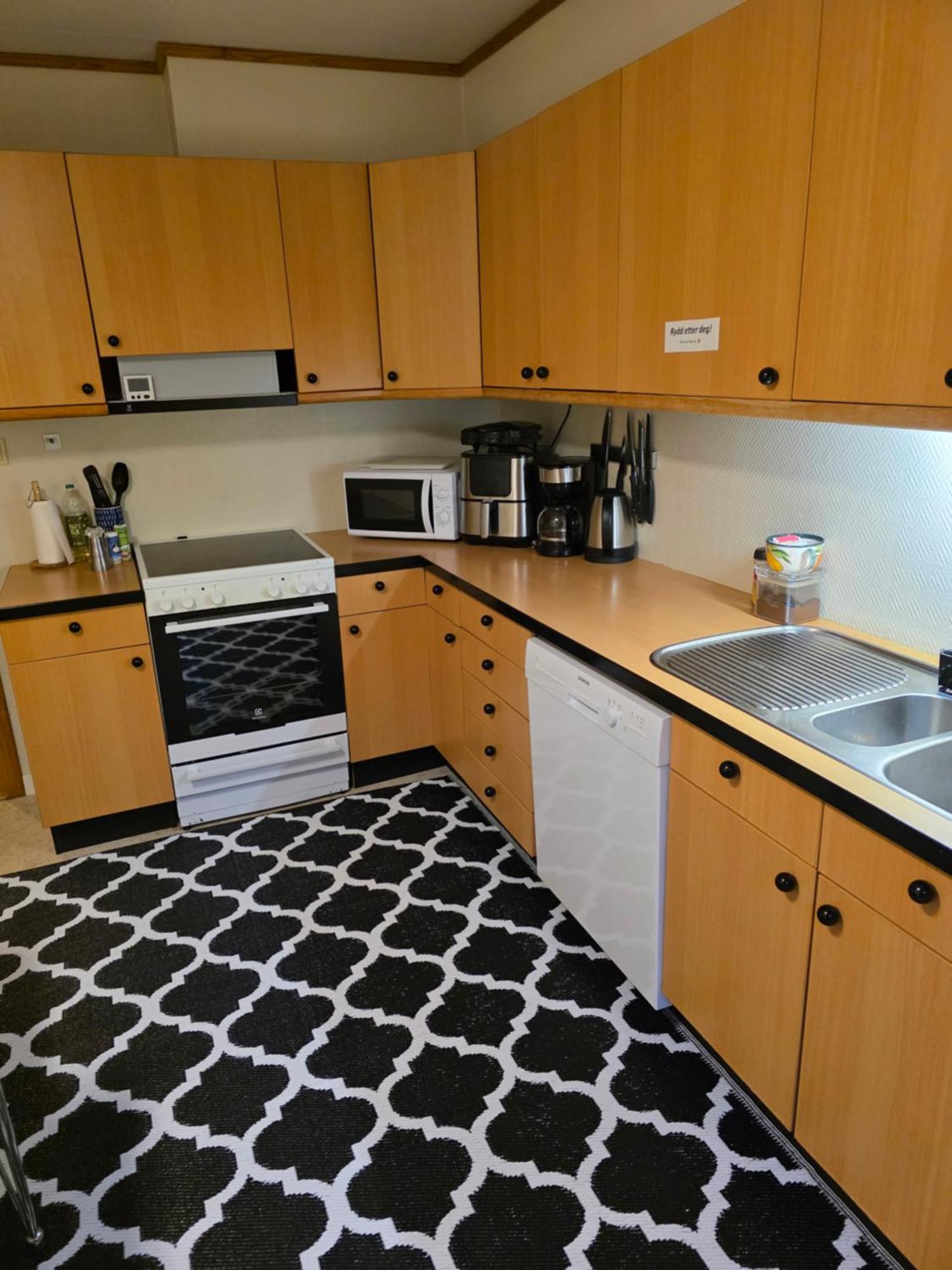 Rom Sentralt I Sogndal Hostel Ngoại thất bức ảnh